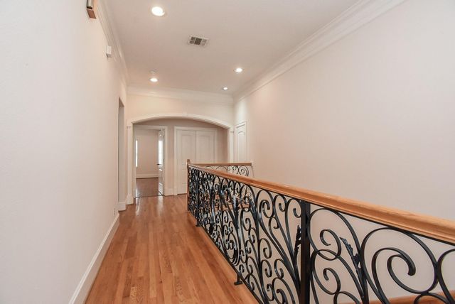 3213 Mcculloch Circle, Houston, TX 77056