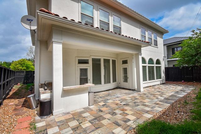 3213 Mcculloch Circle, Houston, TX 77056