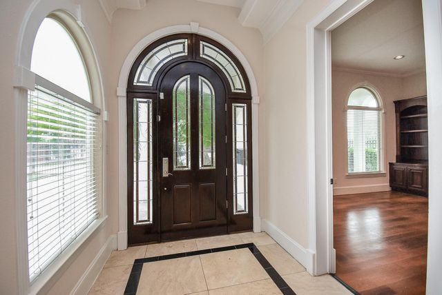 3213 Mcculloch Circle, Houston, TX 77056
