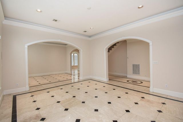 3213 Mcculloch Circle, Houston, TX 77056