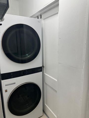 233 E E 24th Street, Street, West Palm Beach, FL 33404