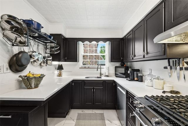 2312 McNary Blvd, Blackridge, PA 15235