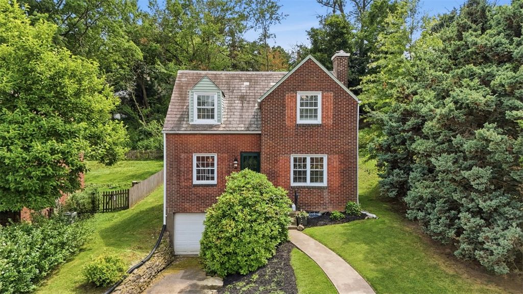 2312 McNary Blvd, Blackridge, PA 15235
