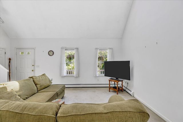 118 Algonquin Avenue, Mashpee, MA 02649