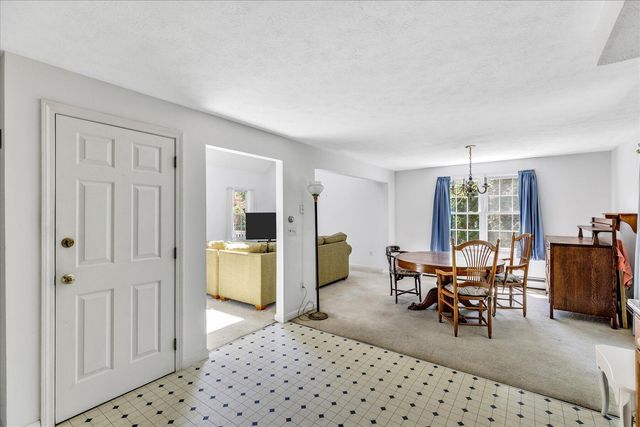 118 Algonquin Avenue, Mashpee, MA 02649