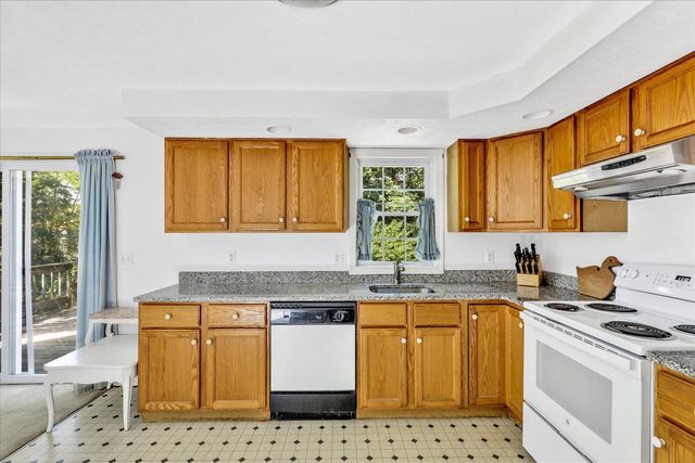 118 Algonquin Avenue, Mashpee, MA 02649