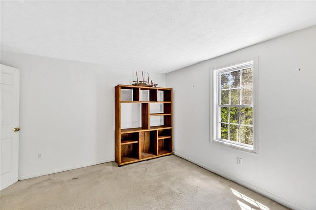 118 Algonquin Avenue, Mashpee, MA 02649