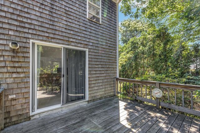 118 Algonquin Avenue, Mashpee, MA 02649