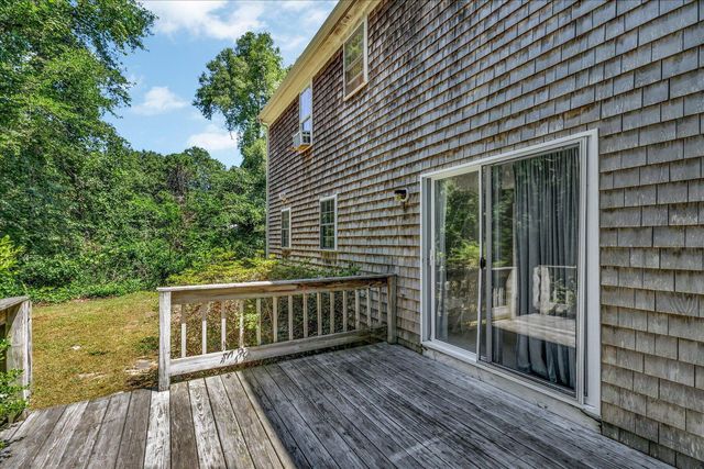 118 Algonquin Avenue, Mashpee, MA 02649
