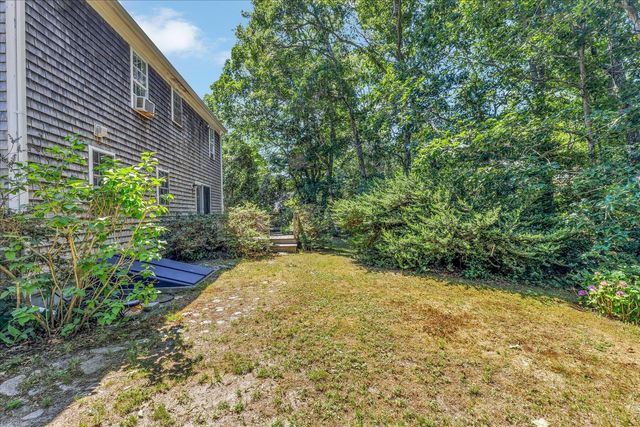 118 Algonquin Avenue, Mashpee, MA 02649