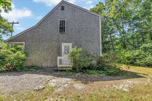 118 Algonquin Avenue, Mashpee, MA 02649