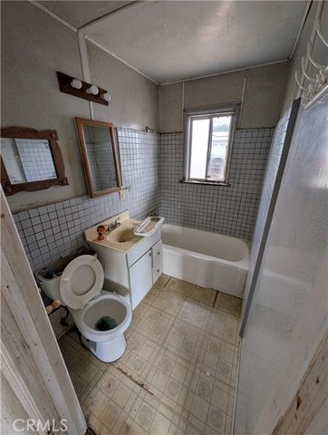 1001 W Heald, Lake Elsinore, CA 92530