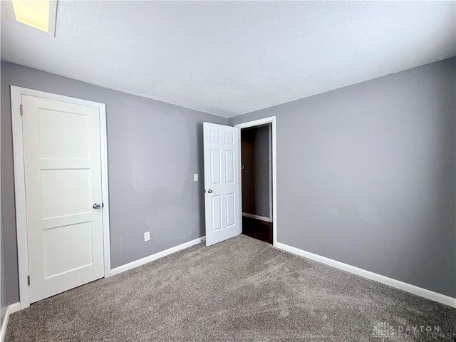 1806 N Sweetbriar Lane, Springfield, OH 45505