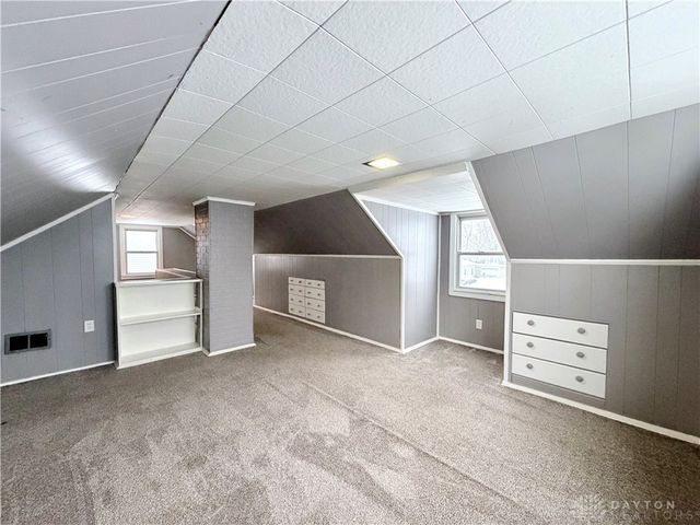 1806 N Sweetbriar Lane, Springfield, OH 45505