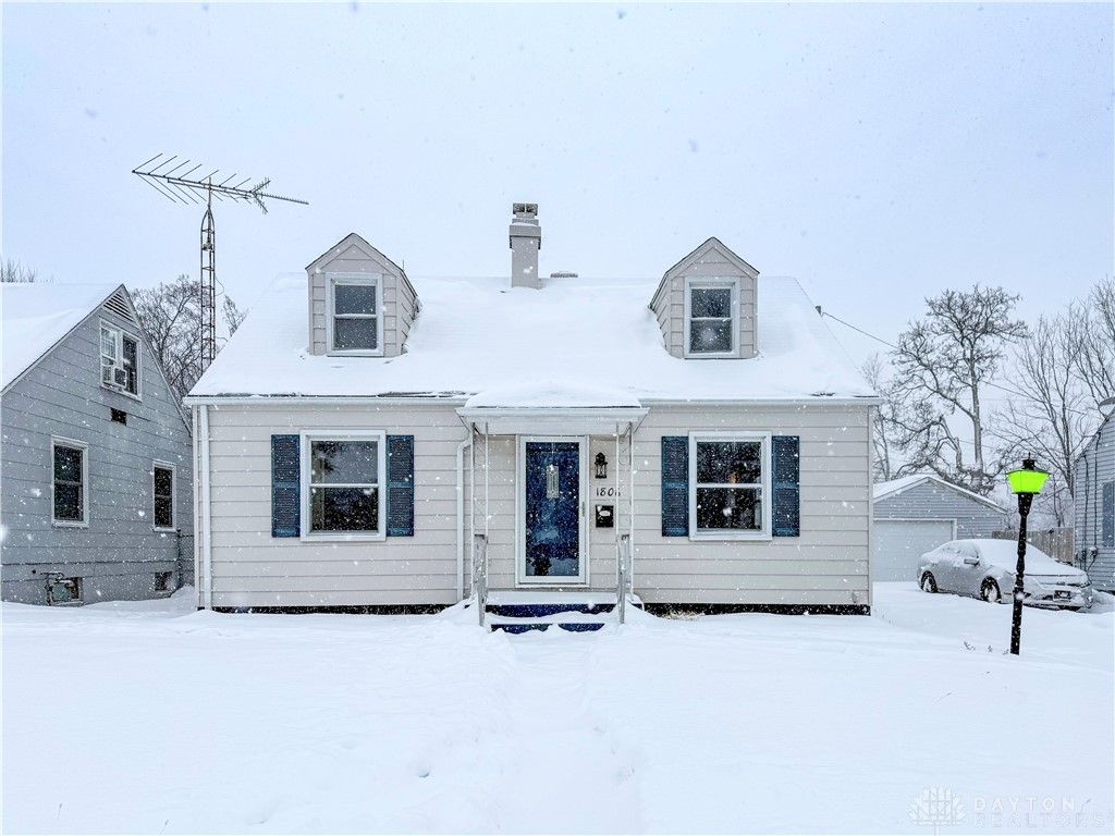 1806 N Sweetbriar Lane, Springfield, OH 45505