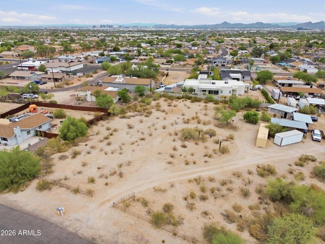 2436 E WINSTON Drive 16B, Phoenix, AZ 85042