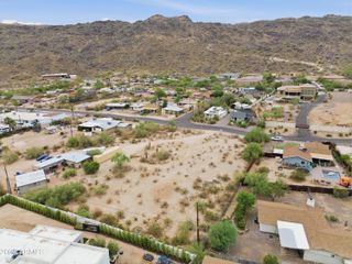 2436 E WINSTON Drive 16B, Phoenix, AZ 85042