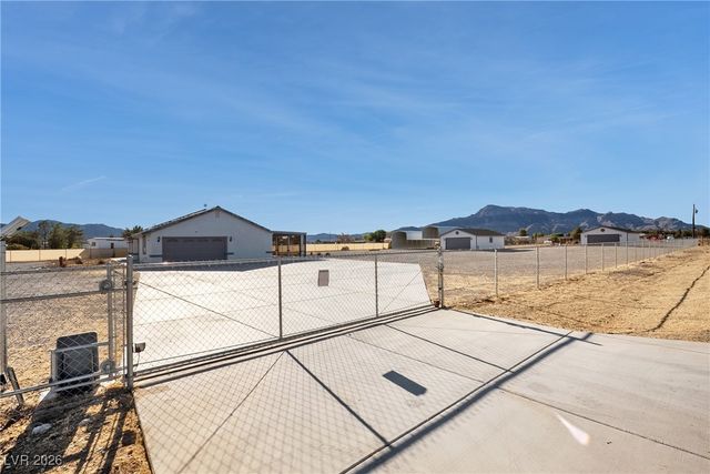 2420 Tough Boy Road, Pahrump, NV 89060