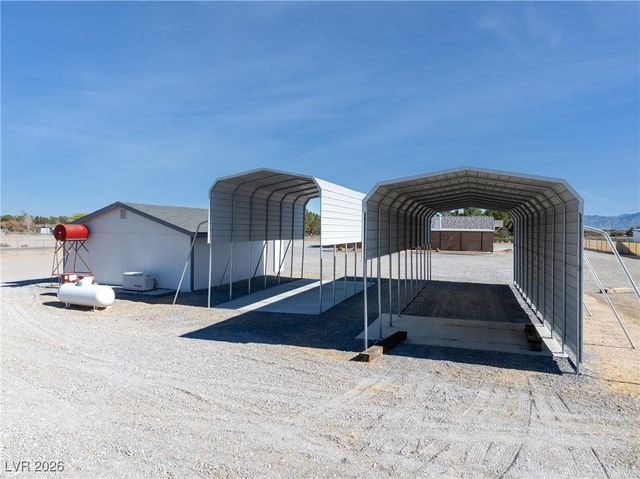 2420 Tough Boy Road, Pahrump, NV 89060