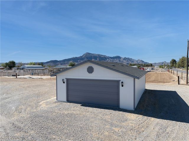 2420 Tough Boy Road, Pahrump, NV 89060