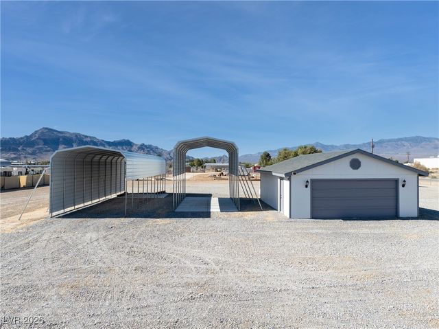 2420 Tough Boy Road, Pahrump, NV 89060