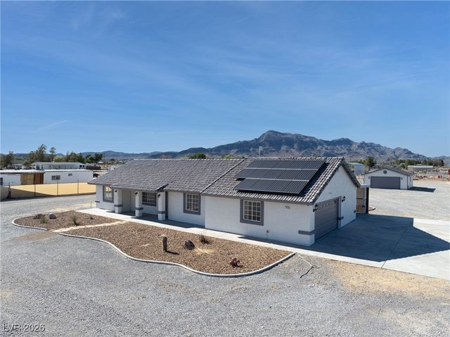 2420 Tough Boy Road, Pahrump, NV 89060