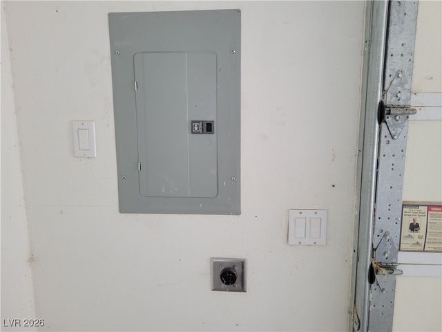 2420 Tough Boy Road, Pahrump, NV 89060