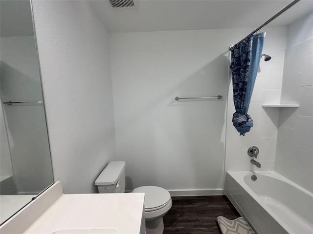 1119 Fringed Bluestar Drive, Rosharon, TX 77583