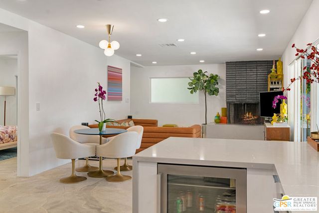 1405 E Tachevah Drive, Palm Springs, CA 92262