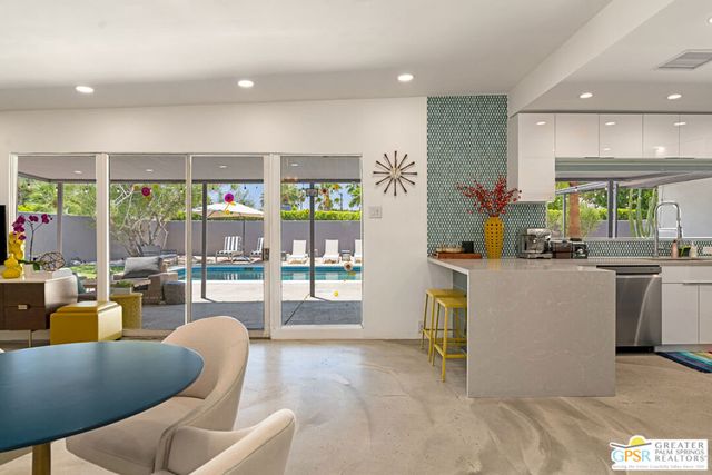 1405 E Tachevah Drive, Palm Springs, CA 92262