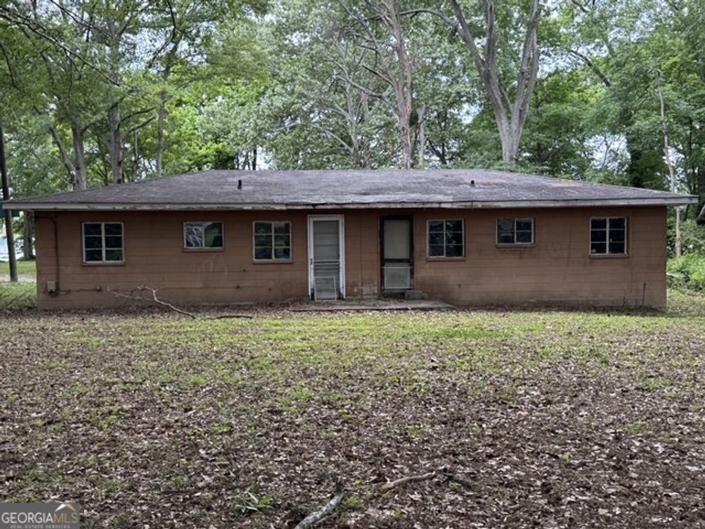 127 E Washington Avenue, Fayetteville, GA 30214