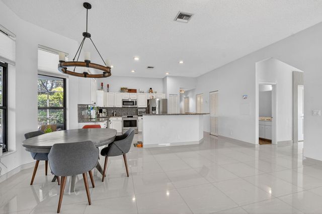 10058 Umberland Place, Boca Raton, FL 33428