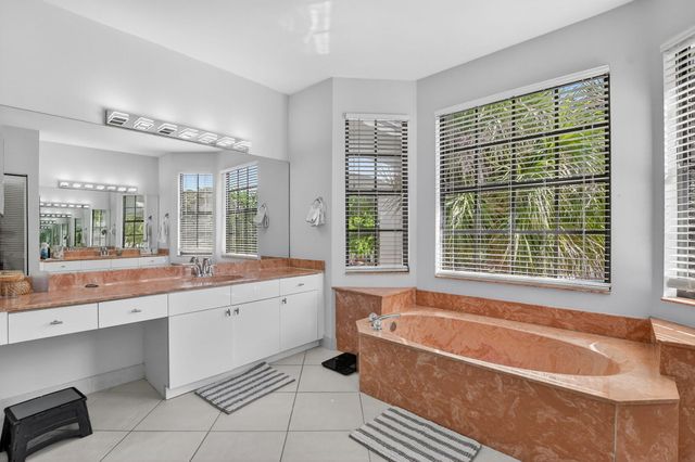 10058 Umberland Place, Boca Raton, FL 33428