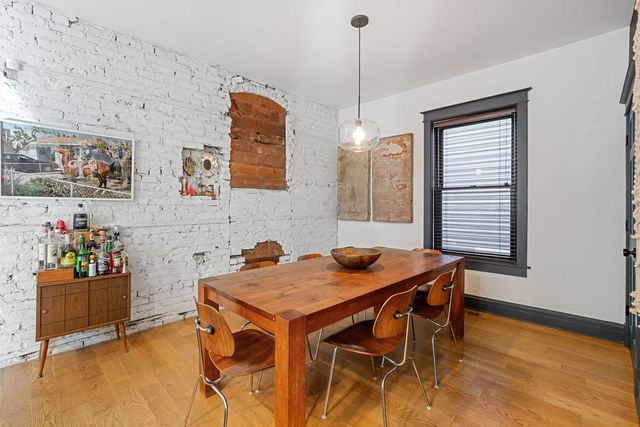 2522 N Springfield Avenue, Chicago, IL 60647