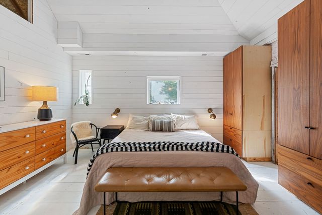 2522 N Springfield Avenue, Chicago, IL 60647