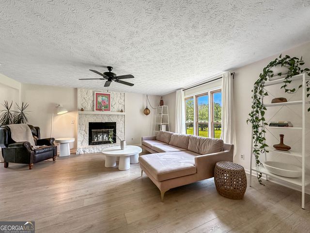 10215 Creel Road, Chattahoochee Hills, GA 30213