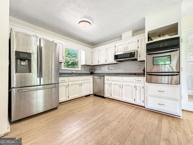 10215 Creel Road, Chattahoochee Hills, GA 30213
