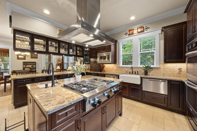 122 Dawana LN, Georgetown, TX 78628