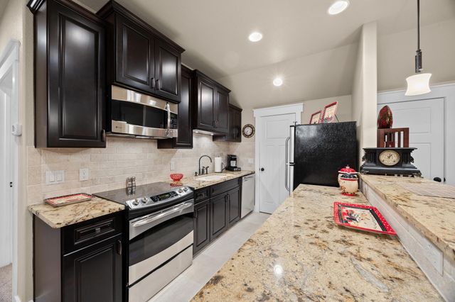 122 Dawana LN, Georgetown, TX 78628