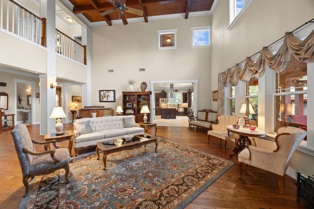 122 Dawana LN, Georgetown, TX 78628