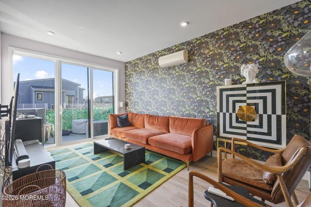 300 Asbury Avenue 14, Asbury Park, NJ 07712