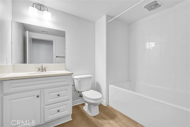 130 Rose Arch, Irvine, CA 92620