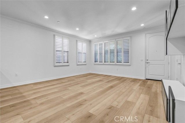 130 Rose Arch, Irvine, CA 92620