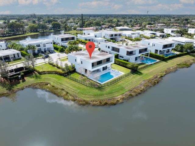 16553 Botaniko Drive S, Weston, FL 33326