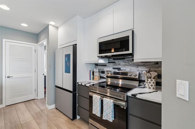 777 N ASHLEY DRIVE 2313, Tampa, FL 33602