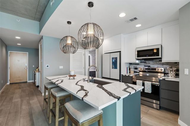 777 N ASHLEY DRIVE 2313, Tampa, FL 33602