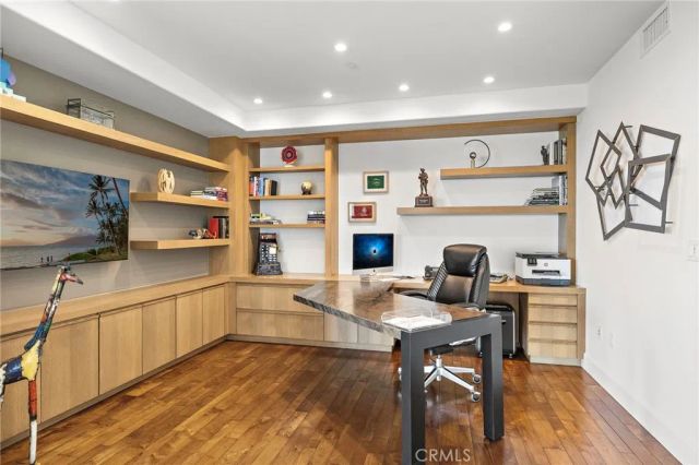 3147 Scholarship, Irvine, CA 92612