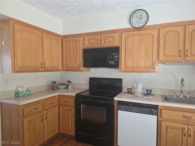 6783 Kirkwood Drive, Mentor, OH 44060