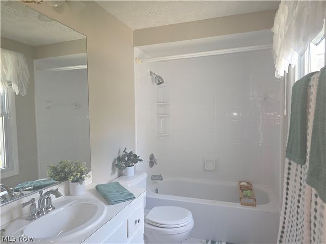 6783 Kirkwood Drive, Mentor, OH 44060
