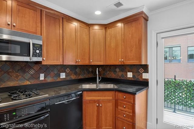 417 S Ashley Street, Ann Arbor, MI 48103